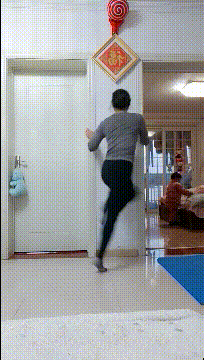 爆笑GIF趣图：中年男人现状，非常真实了！