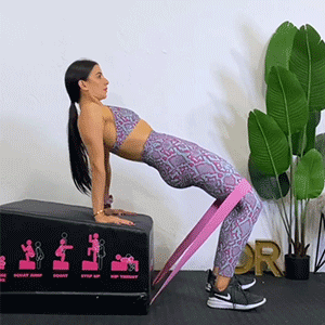 豹纹妹子的腰腹力量锻炼GIF！