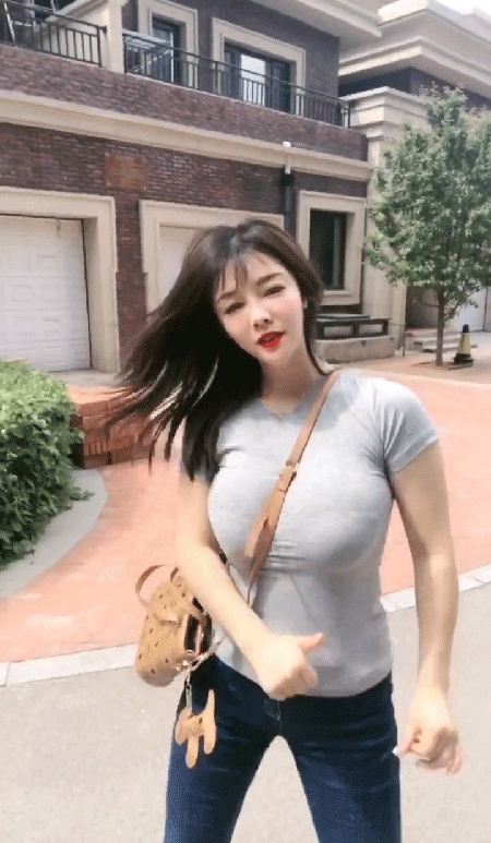 美女动图：好白好大好可爱 美女动图 第2张