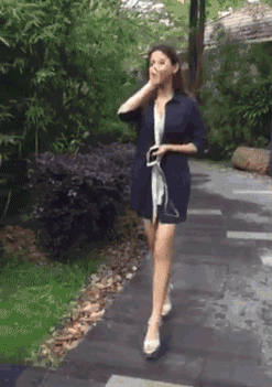 12个美女GIF图：也不怕蹭秃噜皮