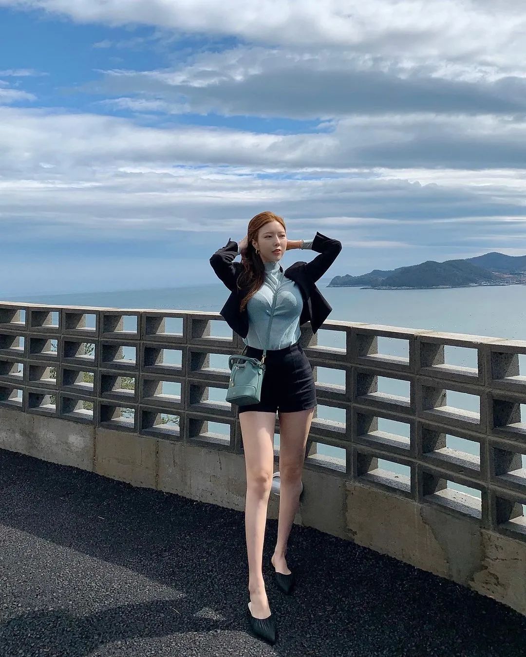 小姐姐这身材比黄金比例还过分