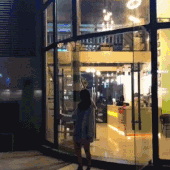 搞笑的GIF图:手法不熟练,只能拿它练手了