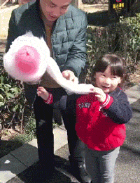 爆笑的GIF图片:求孩子心理阴影面积!