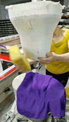 经典的GIF图片:这柔软的工作还招人吗?