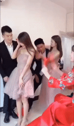 这些GIF太好笑了:有了车,就真的能幸福吗?