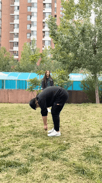 笑死人的GIF图片:爸爸带娃,每一个爸爸都是坑!