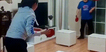 爆笑GIF趣图:这马不讲武德!
