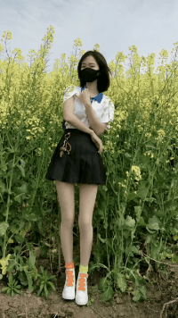 不只一点邪恶的GIF：硬币贴墙不掉，这是哪位高人传授神技啊！ 美女动图 第11张