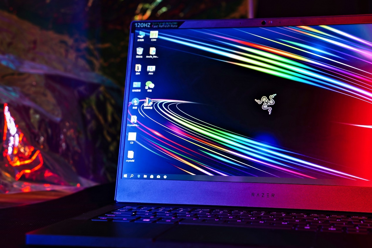 雷蛇灵刃13潜行版带玩家走进漫野奇谭书写英雄人生