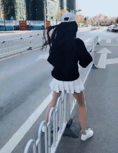 内涵动图：嗯，摄影师很懂嘛！ 美女动图 第4张