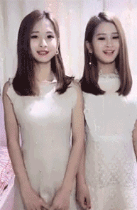 邪恶美女动图：那个词童颜巨乳，真的很​贴切！​ 美女动图 第8张