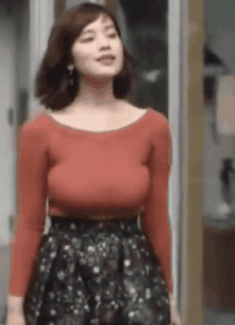高级内涵美女动态图：女朋友就是用来玩的 美女动图 第3张