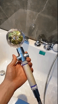 搞笑动图:这才是真正意义上的爬山,必须要爬着走
