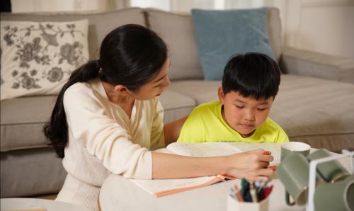 教育机构突关，鸡娃之路该何去何从？