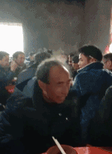 搞笑的GIF动态图：快乐，我也想要！