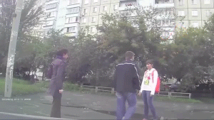 搞笑的动图：这个狗子的舌头真优秀，安排！