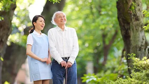 如何改善老年人常见的健康问题
