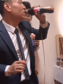 搞笑动态图：在冬日被静电支配的恐惧