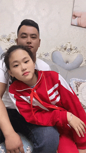 爆笑GIF：这个特效是不是叫“亲子鉴定”