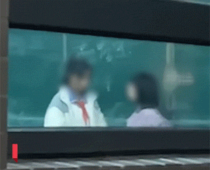 爆笑的GIF：从此不再相信女人