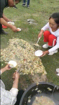爆笑的GIF：从此不再相信女人