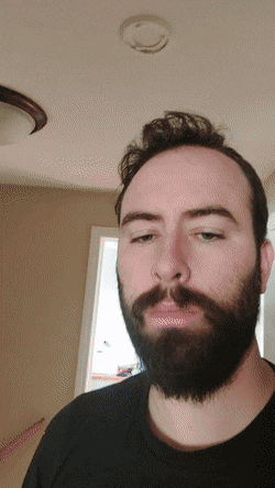 很好笑的GIF：?这表情也是没谁了，酸到五体投地！