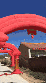 爆笑的GIF：好调皮的妈妈，吓死宝宝了