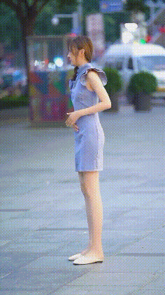 有看头的GIF：这伴娘真不错，直接撅嘴了
