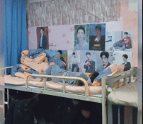 搞笑动图：工作固然很累，但我依旧搞得很有乐趣