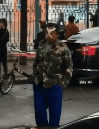 搞笑动态图：当时，她脑子里出现了什么？