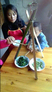 有趣的动态图：真正的雕虫小技！