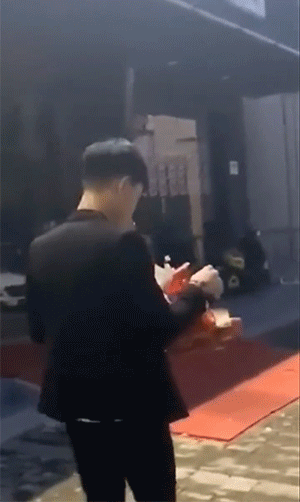 ?爆笑的GIF：冬季的泡沫，真的是一个美丽的世界