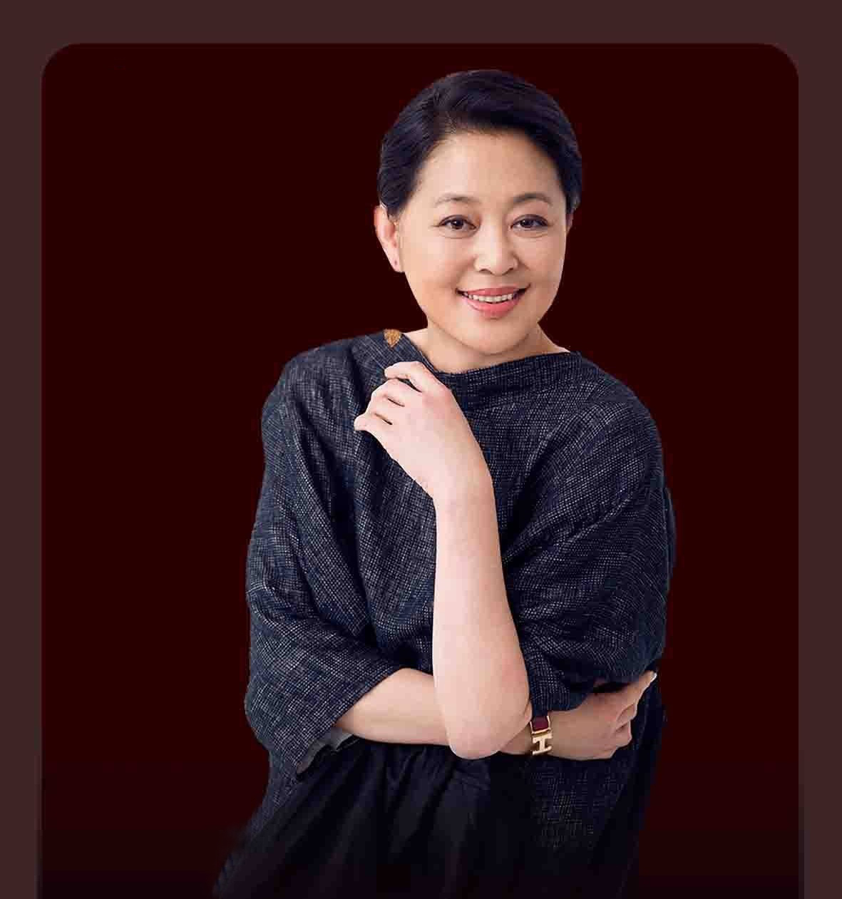 倪萍在泪水中与父亲和解将孤单老母当孩子哄