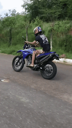 搞笑GIF：外国人作死杯具日常！