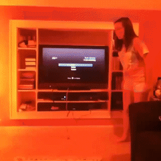 有意思的GIF：神人与二货平分秋色！