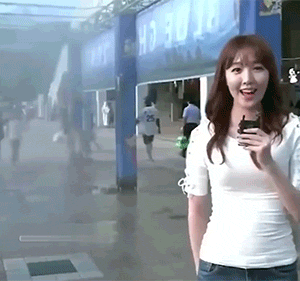 有趣GIF：他们吓哭了，我却笑哭了！