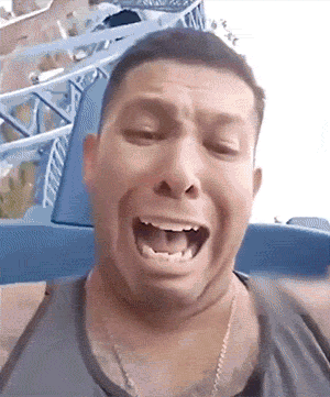 有趣GIF：他们吓哭了，我却笑哭了！