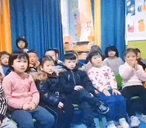 爆笑动图：驱蚊高跟鞋，这是什么神奇的脑洞！