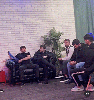 经典动图图片：这是学了段誉的凌波微步吗？！