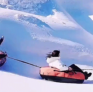 有趣的GIF：下雪的快乐，一般人体会不到！