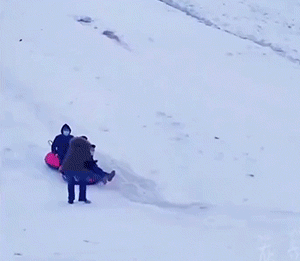 有趣的GIF：下雪的快乐，一般人体会不到！