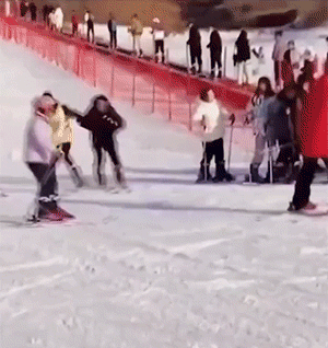 有趣的GIF：下雪的快乐，一般人体会不到！