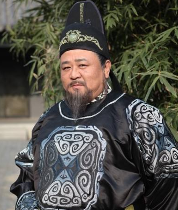 狄仁杰梁冠华因胖得爱和妻子相爱33年如今生活幸福无遗憾