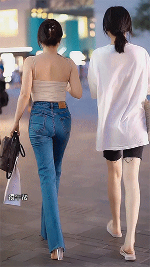 内涵GIF：这光，看得我眼花缭乱的！