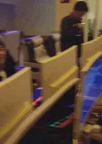 爆笑GIF动图：为什么看到他摔倒，心里会莫名的舒爽呢？
