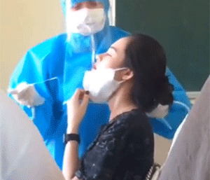爆笑的GIF动图：你们女生过分了，欺负男生和狗！