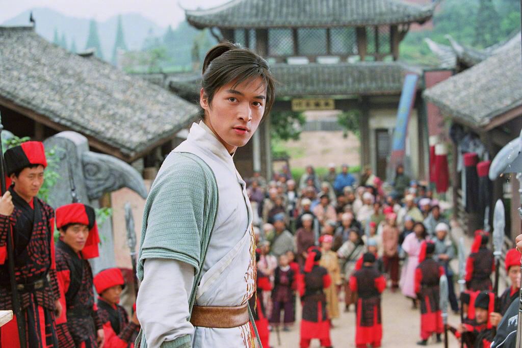 "杀阡陌"滤镜被打破,马可竟给18线演员做陪衬_深圳热线