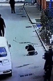 经典有味的动图:这车一上路,能惊艳到一群女司机