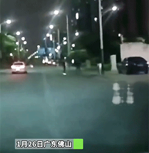 爆笑GIF：鸡哥，指定有故事