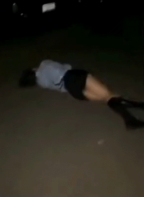 女生醉酒百态GIF，女人喝醉了的动图